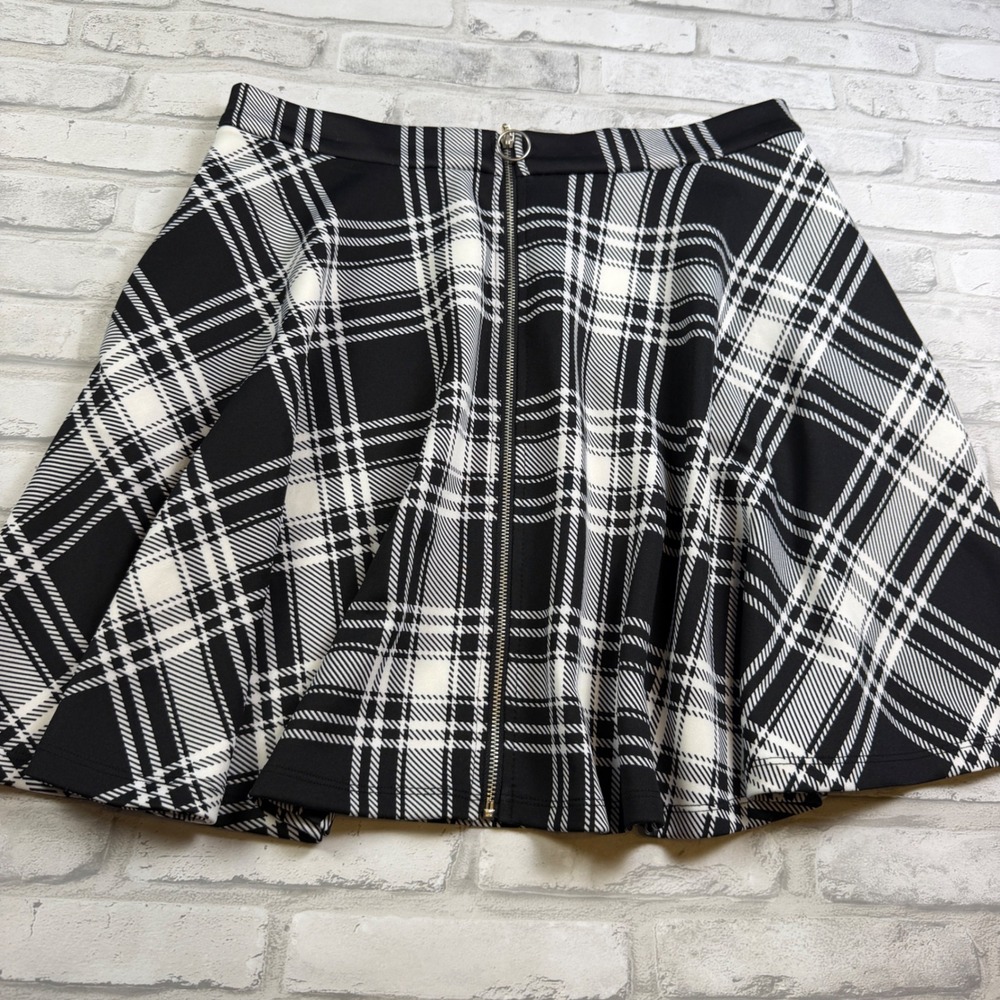 Hot Topic Skater Skirt Lot of 2 Women XL Red Black White Plaid Zipper Mini EUC - Picture 8 of 12